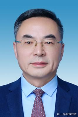廖湘岳,1967年6月生,湖南湘乡人,中共党员;经济学博士,二级教授